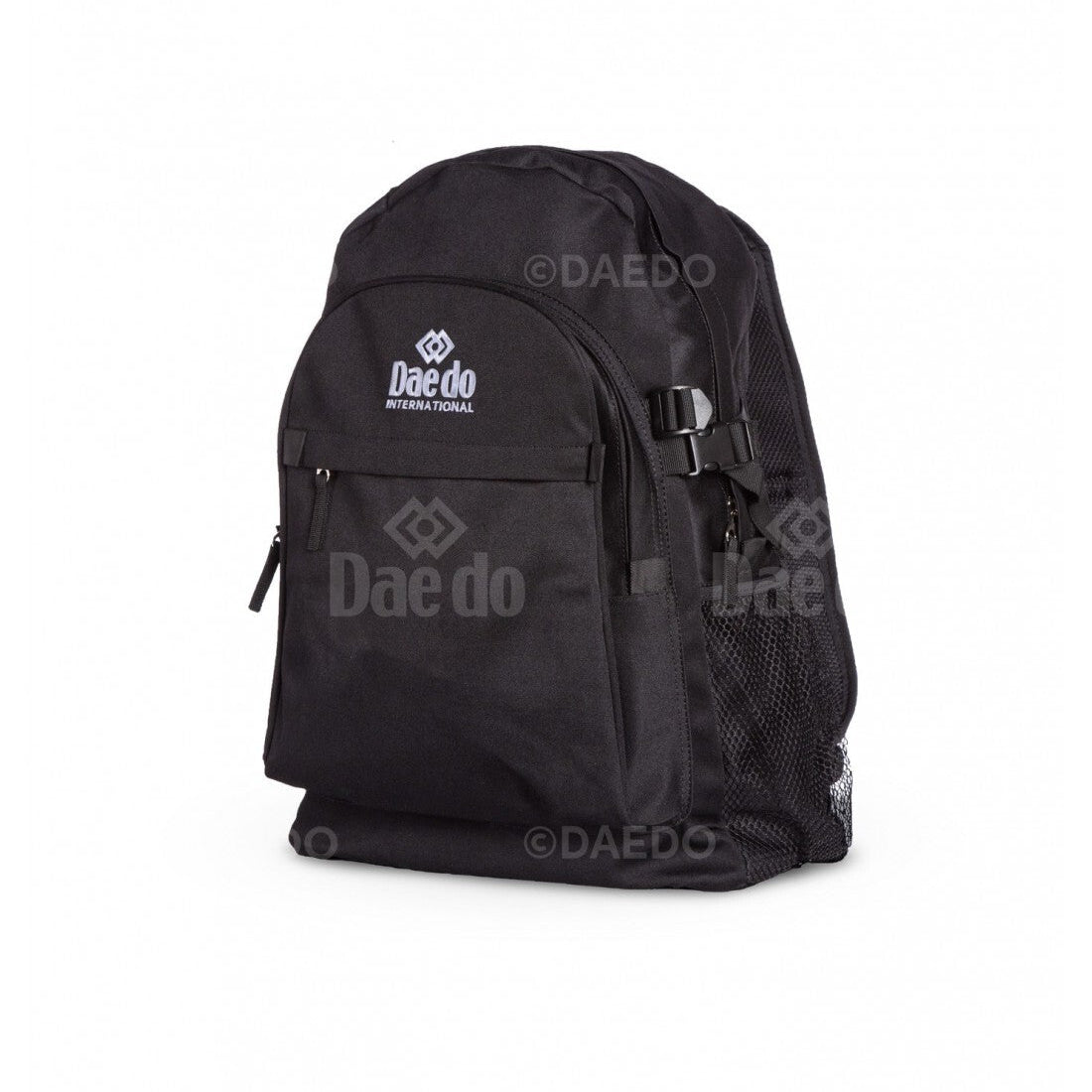 Black backpack with 'Daedo' branding on a white background