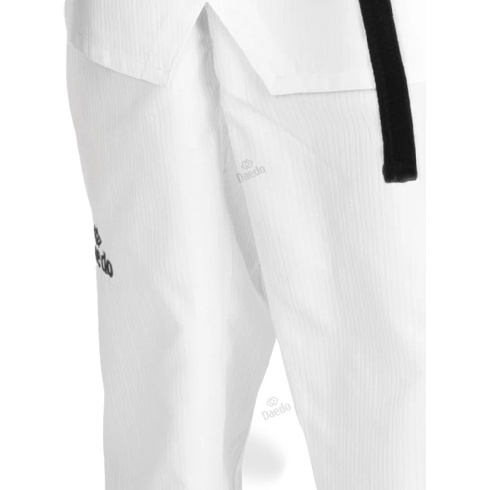 Daedo Master Taekwondo Dobok