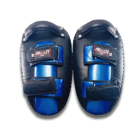Pair of blue and black Muay Thai pads with Arwut branding on a white background.