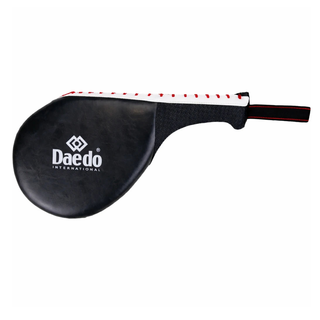Black and red paddle with 'Daedo International' branding on a white background